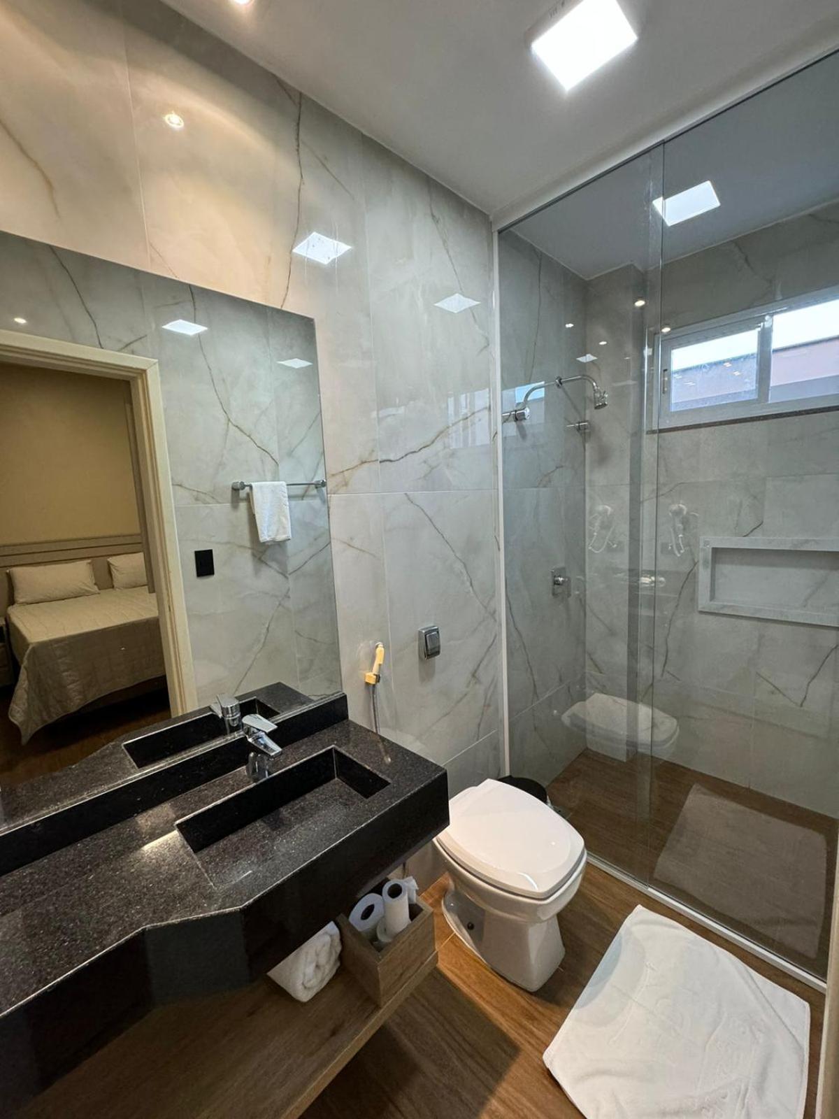 Onix Hotel Assis Exterior foto